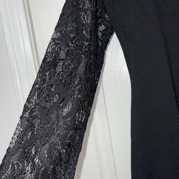 NWT. Guess L/S Back Lace Up Dress Jet Black. - Picture 5 of 9